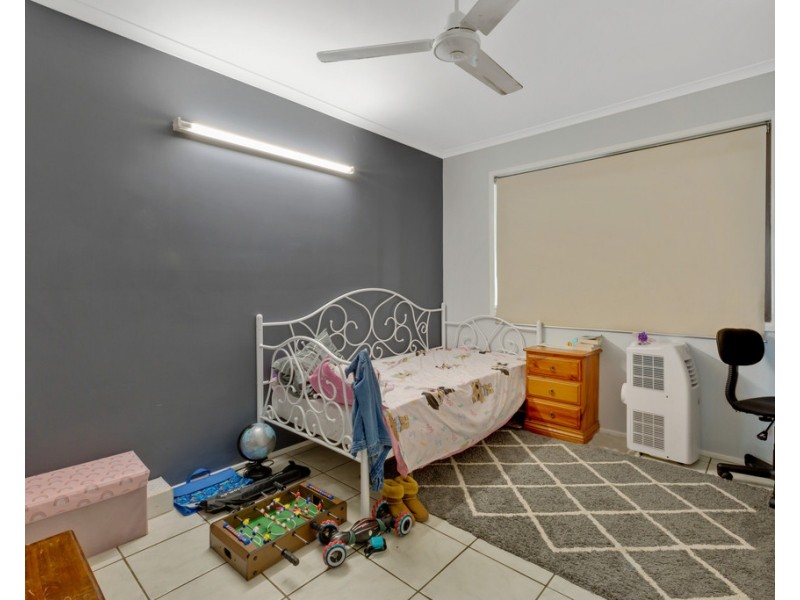 8 Eaglemount Road, Andergrove QLD 4740