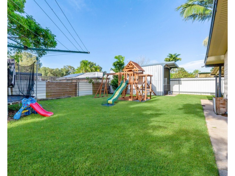 8 Eaglemount Road, Andergrove QLD 4740