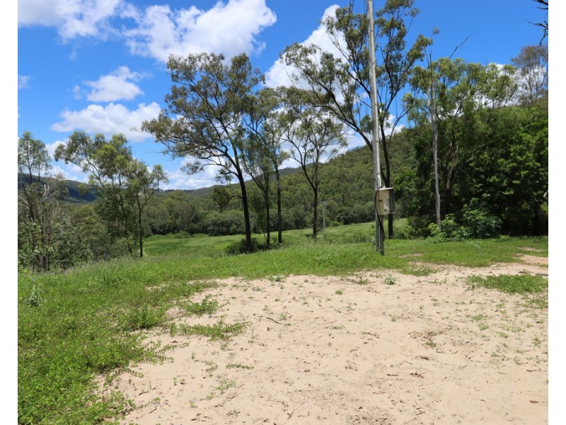 23297 Peak Downs Highway, Eton QLD 4741
