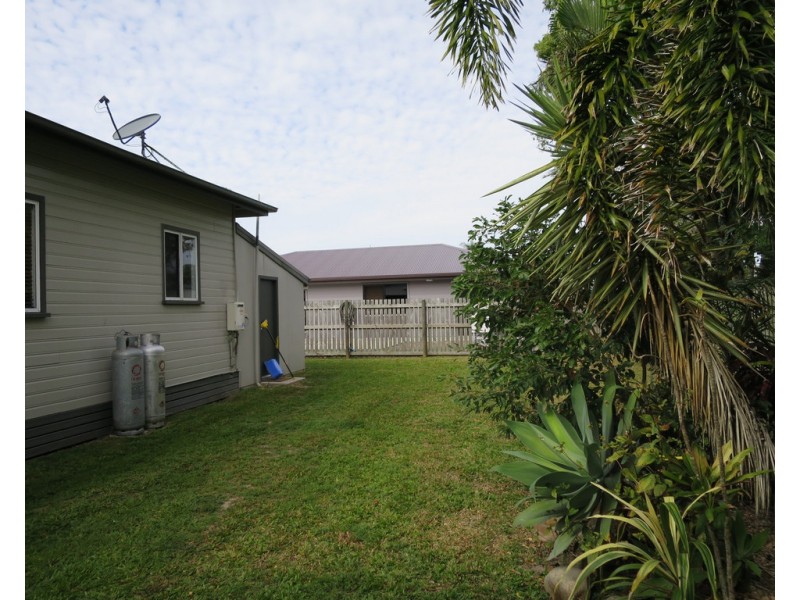 4 Knobel Street, North Mackay QLD 4740