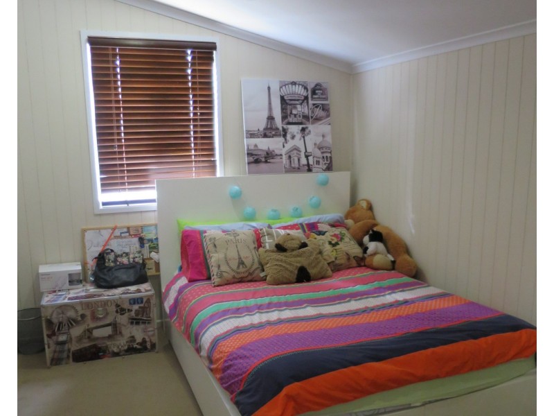 4 Knobel Street, North Mackay QLD 4740