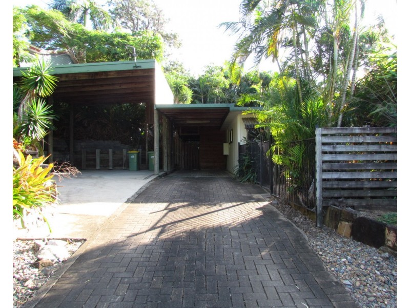 17 Amstead Street, Eimeo QLD 4740