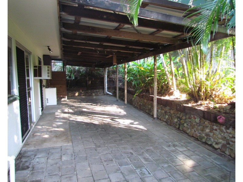 17 Amstead Street, Eimeo QLD 4740