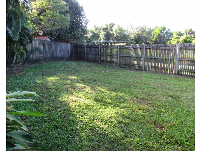 17 Amstead Street, Eimeo QLD 4740