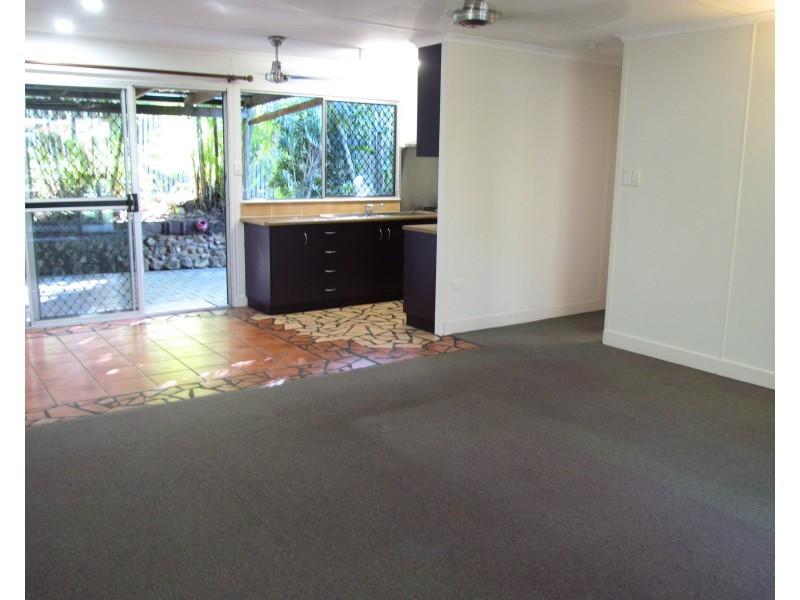 17 Amstead Street, Eimeo QLD 4740