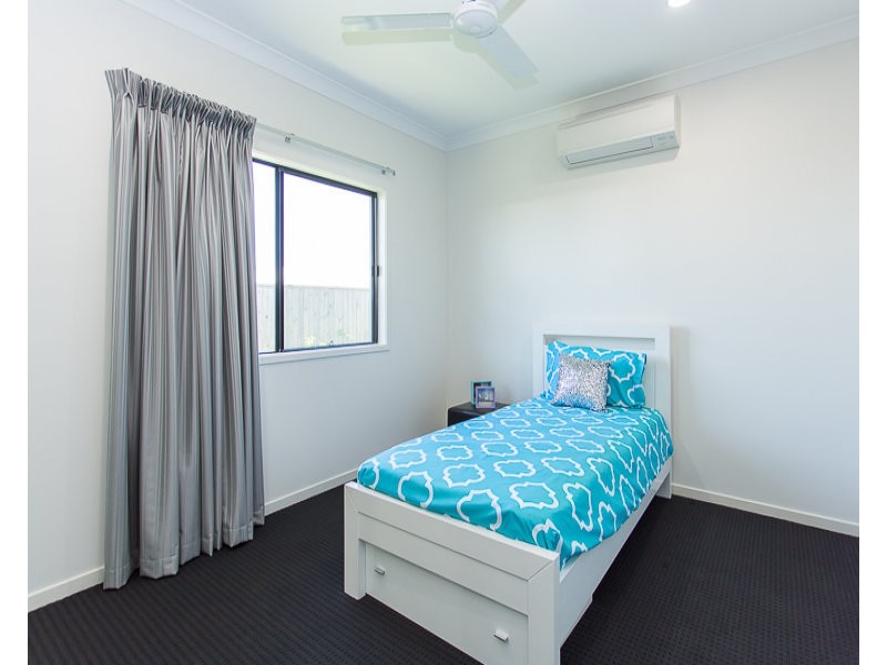 3 Primavera Boulevard, Beaconsfield QLD 4740
