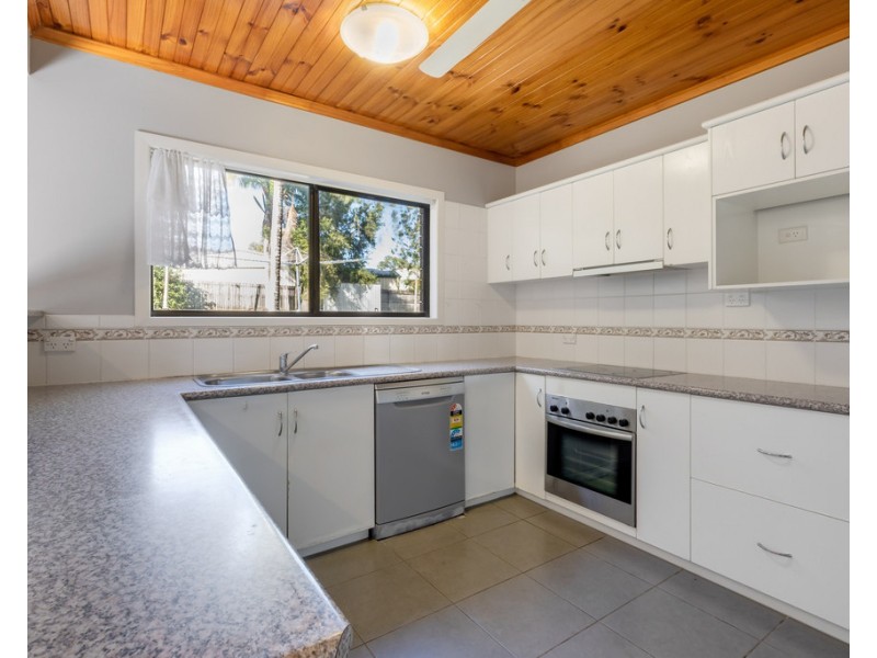 15 Sologinkin Road, Rural View QLD 4740