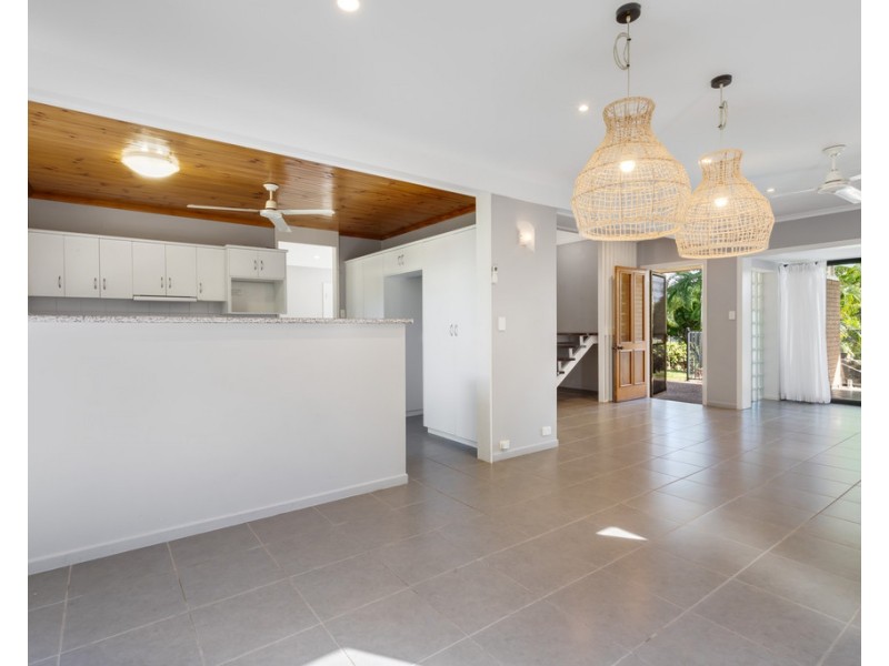 15 Sologinkin Road, Rural View QLD 4740
