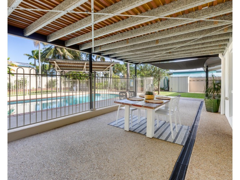 1 Shakespeare Street, East Mackay QLD 4740