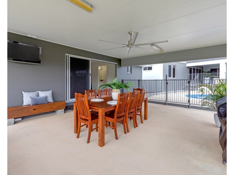 17 Perry Road, Walkerston QLD 4751