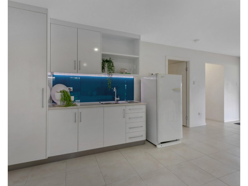 17 Perry Road, Walkerston QLD 4751