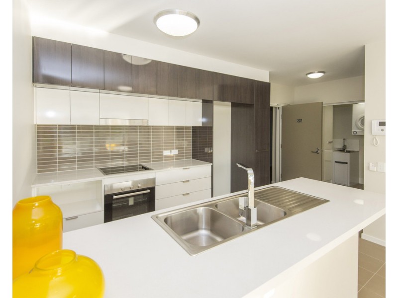 307/1 Wilson Street, West Mackay QLD 4740