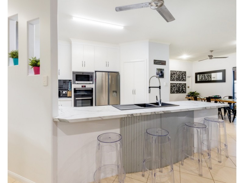 198 Shoal Point Road, Shoal Point QLD 4750