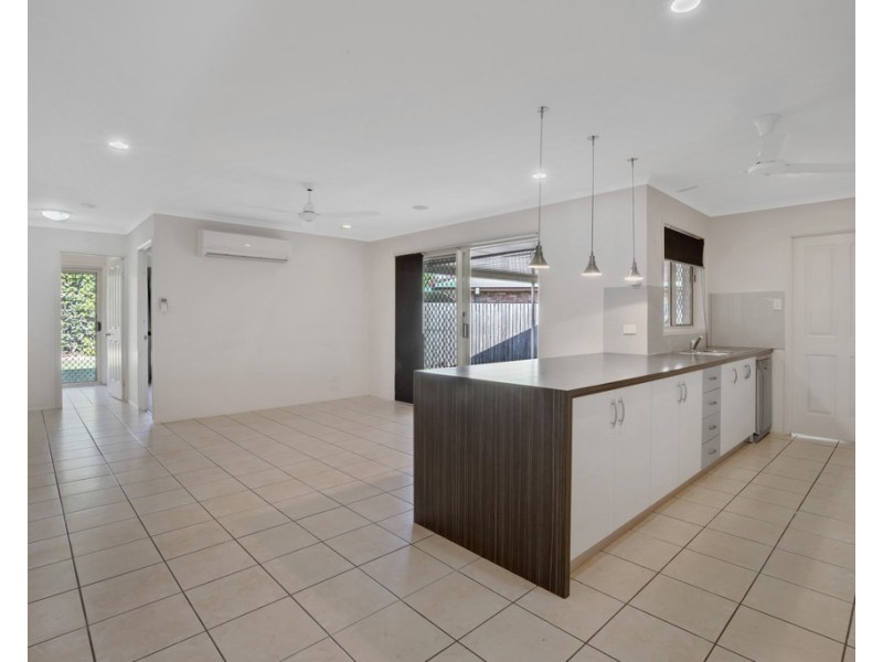 34 Caledonian Drive, Beaconsfield QLD 4740