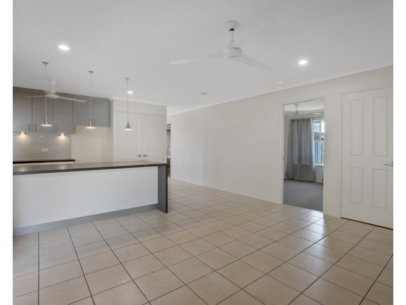 34 Caledonian Drive, Beaconsfield QLD 4740