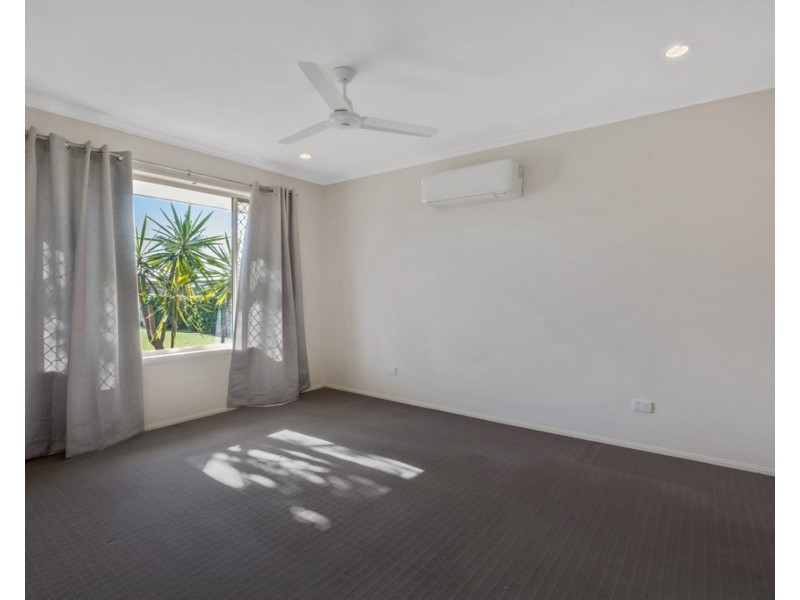34 Caledonian Drive, Beaconsfield QLD 4740