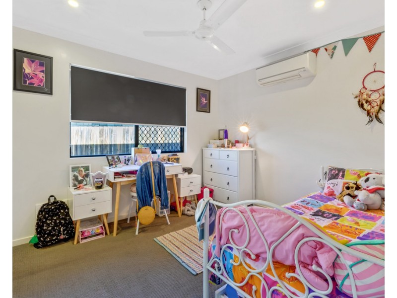 22 Dobinson Street, Bucasia QLD 4750