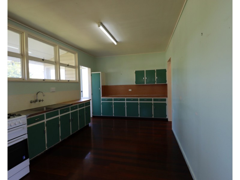 3 Hume Street, West Mackay QLD 4740