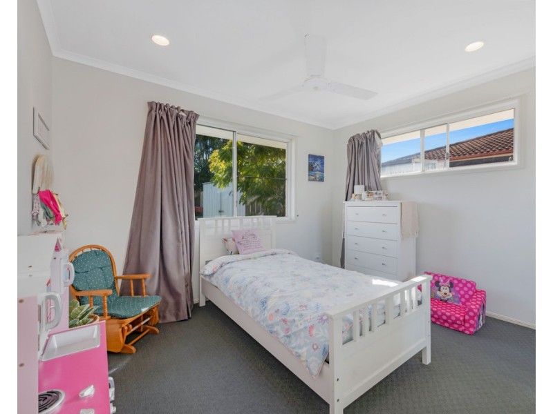 10 Henry Court, Beaconsfield QLD 4740