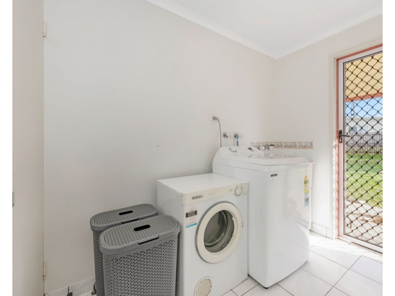 10 Henry Court, Beaconsfield QLD 4740