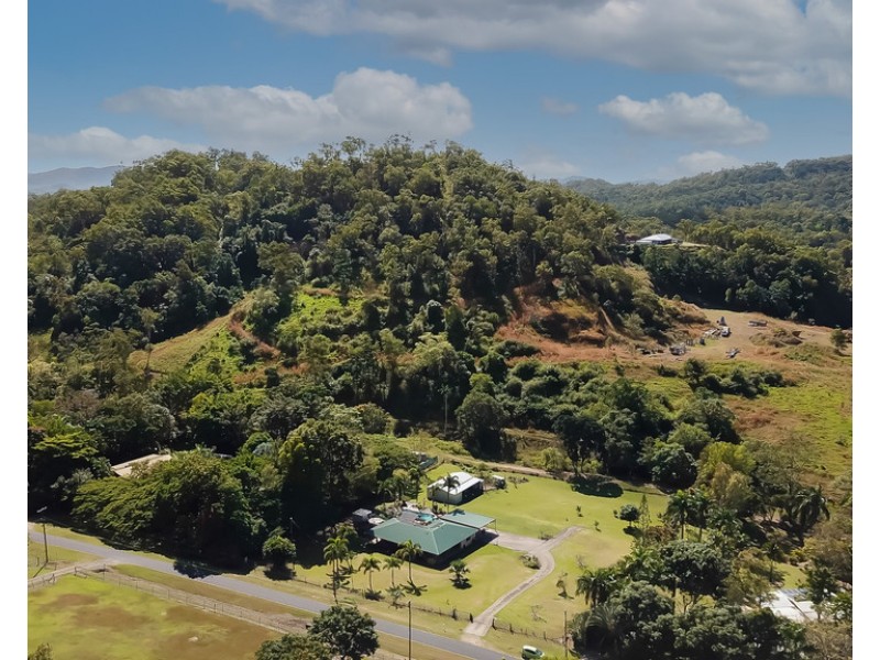 12 Helens Court, Hampden QLD 4741