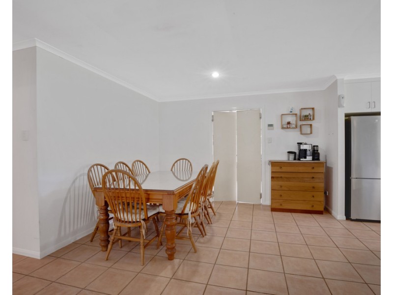 12 Helens Court, Hampden QLD 4741