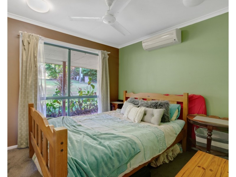 12 Helens Court, Hampden QLD 4741