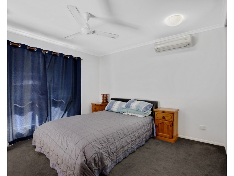 12 Helens Court, Hampden QLD 4741