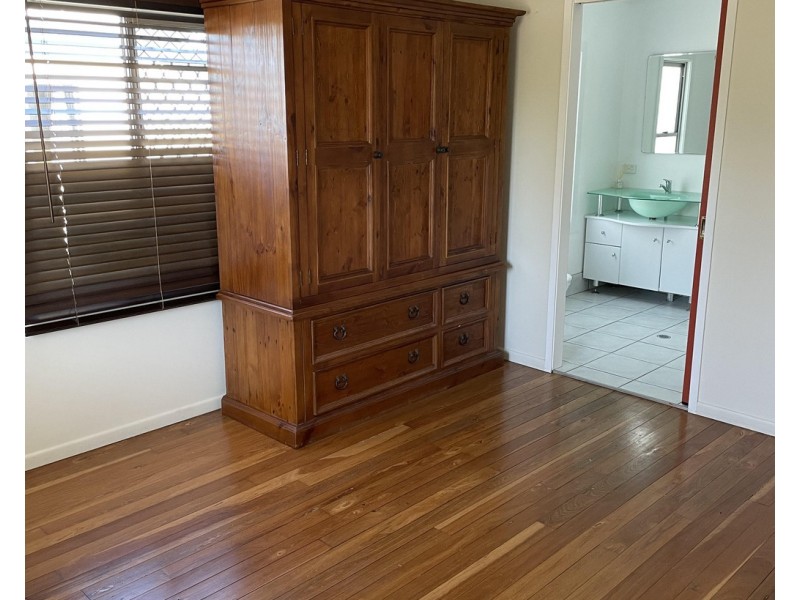 55 Canberra Street, North Mackay QLD 4740