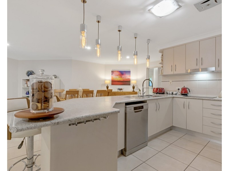 27 Dolphin Drive, Bucasia QLD 4750