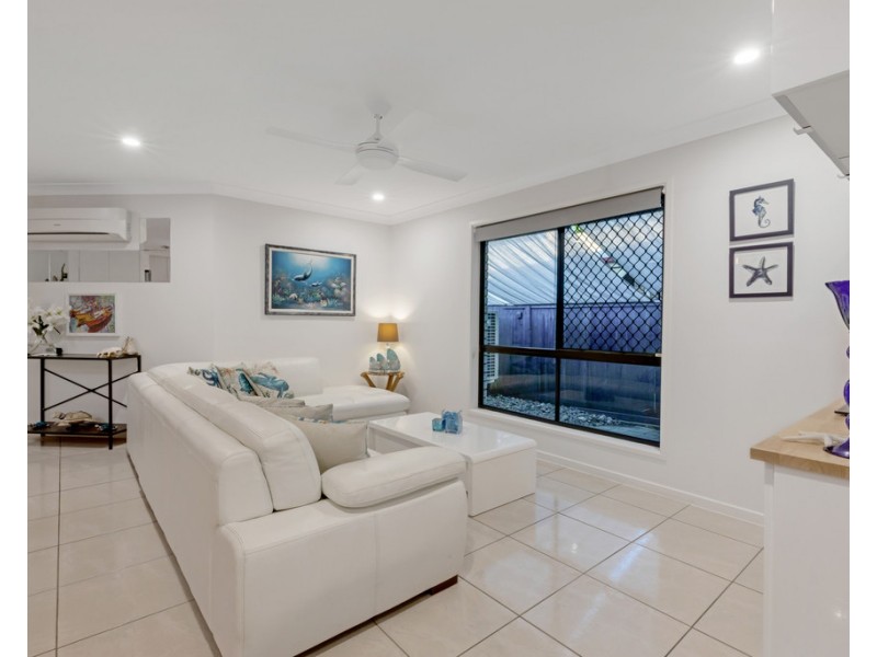 27 Dolphin Drive, Bucasia QLD 4750