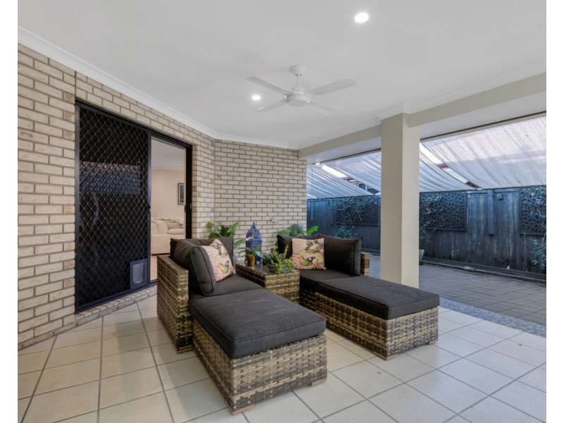 27 Dolphin Drive, Bucasia QLD 4750