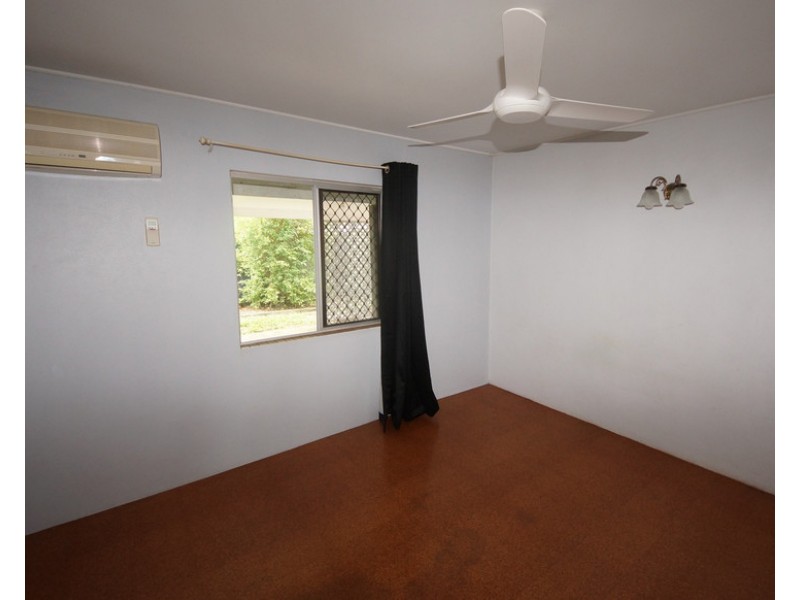 1 Flinders Court, Bakers Creek QLD 4740
