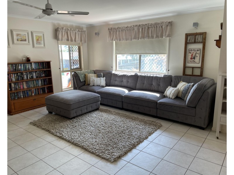 13 Lochmaben Court, Beaconsfield QLD 4740