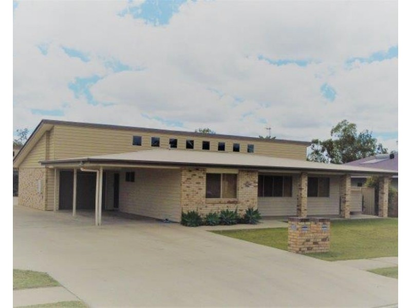 23 Langford Court, Moranbah QLD 4744