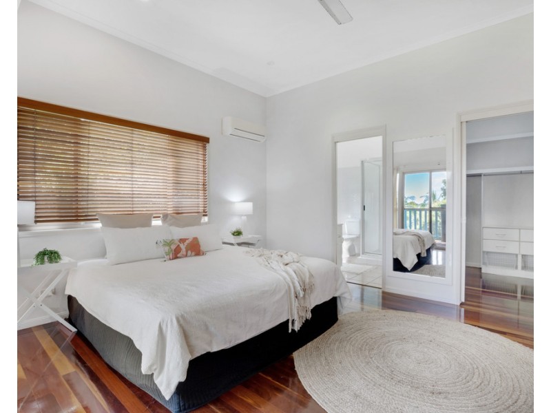 33 Ian Wood Drive, Dolphin Heads QLD 4740