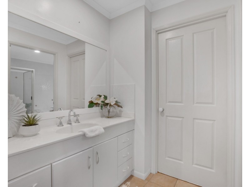 33 Ian Wood Drive, Dolphin Heads QLD 4740