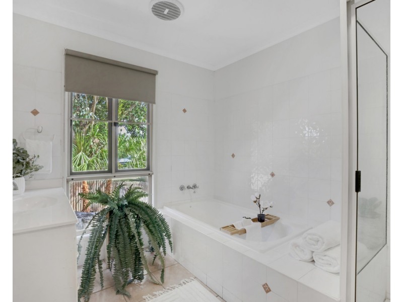 33 Ian Wood Drive, Dolphin Heads QLD 4740