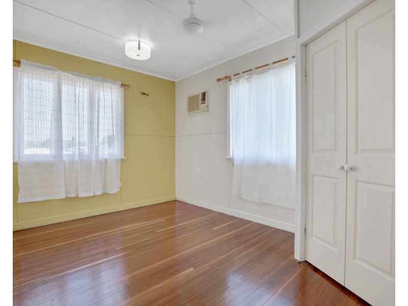 16 Henderson Street, East Mackay QLD 4740