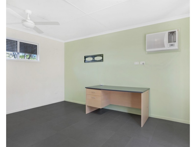 16 Henderson Street, East Mackay QLD 4740