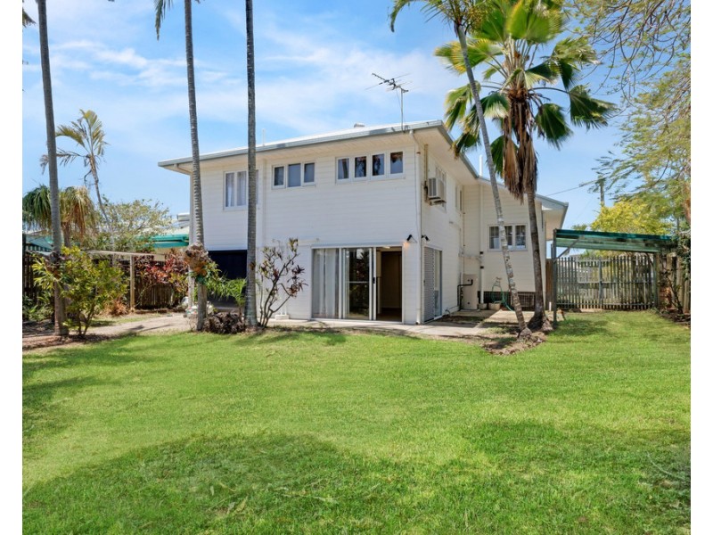 16 Henderson Street, East Mackay QLD 4740