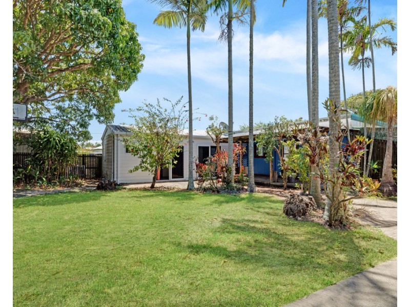 16 Henderson Street, East Mackay QLD 4740