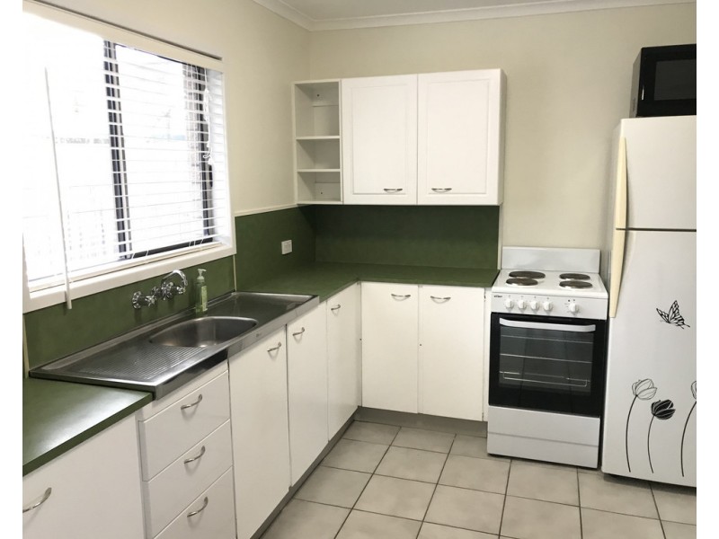 1/25 The Barons Drive, Andergrove QLD 4740