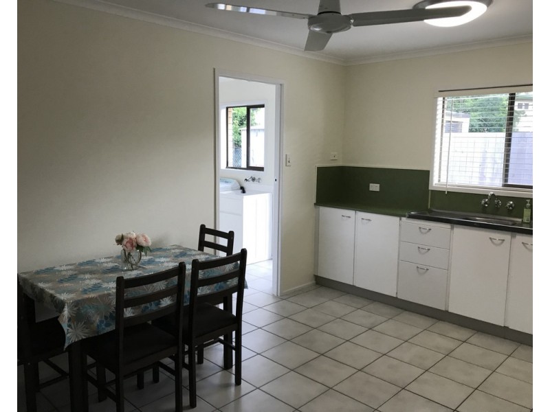 1/25 The Barons Drive, Andergrove QLD 4740