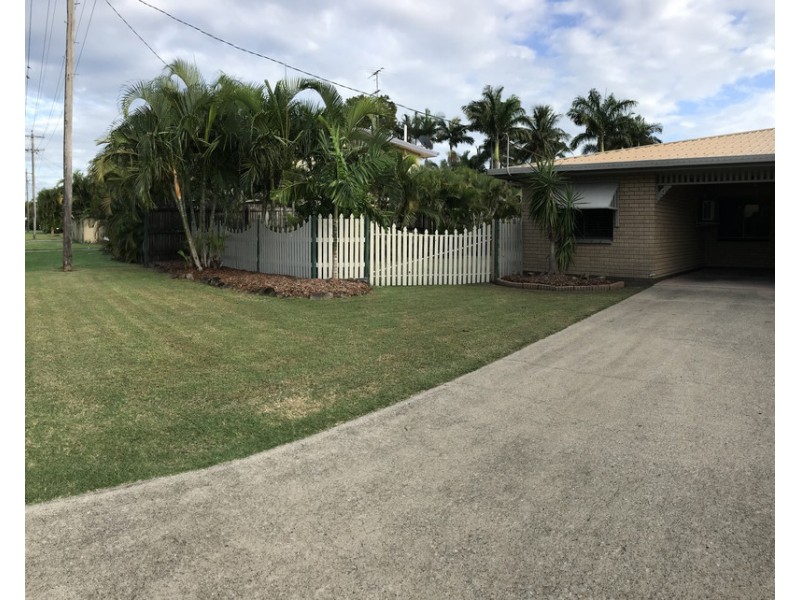 1/25 The Barons Drive, Andergrove QLD 4740