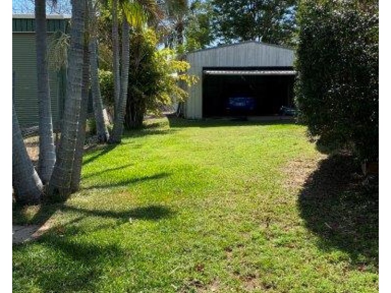 8 Donovan Crescent, Dysart QLD 4745