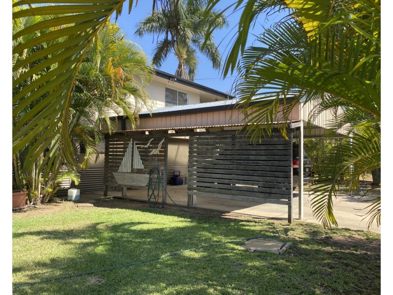 8 Donovan Crescent, Dysart QLD 4745