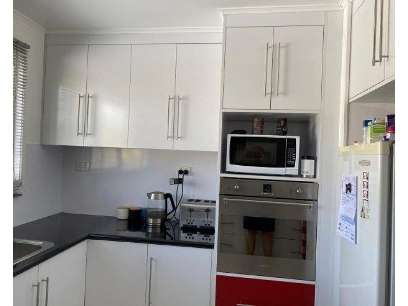 8 Donovan Crescent, Dysart QLD 4745