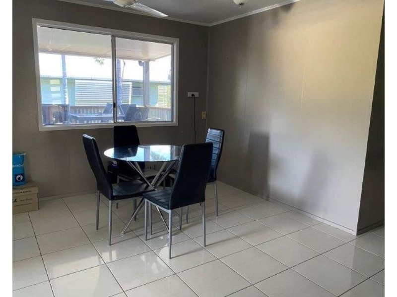 8 Donovan Crescent, Dysart QLD 4745