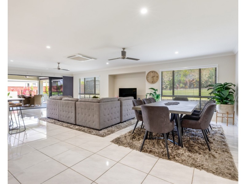 56 Kerrisdale Crescent, Beaconsfield QLD 4740
